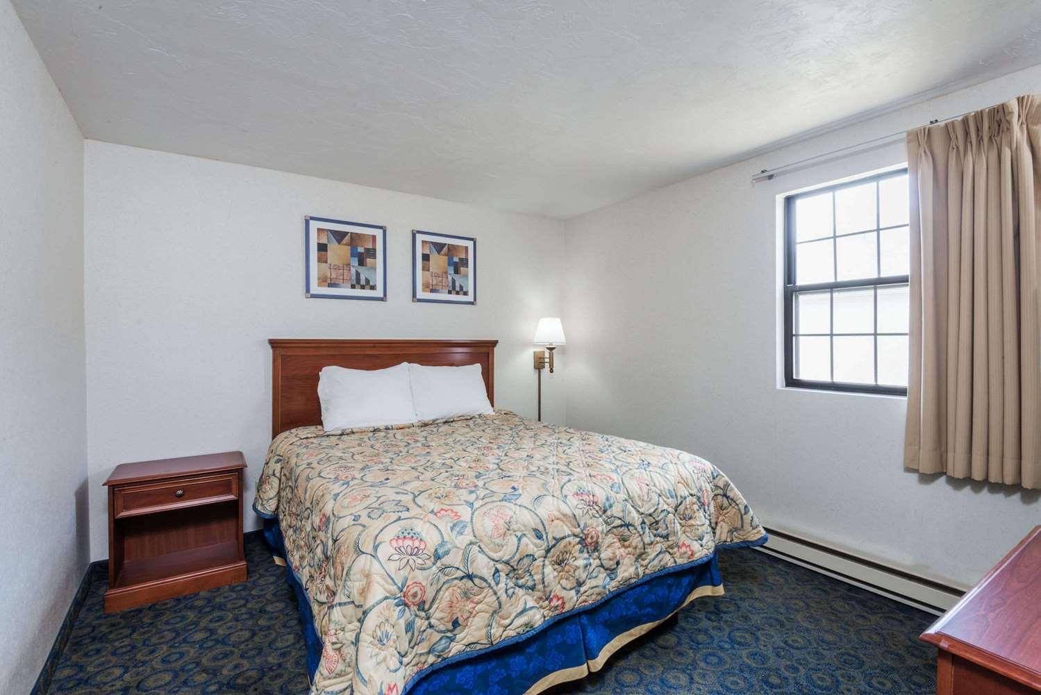 Knights Hotel 2*