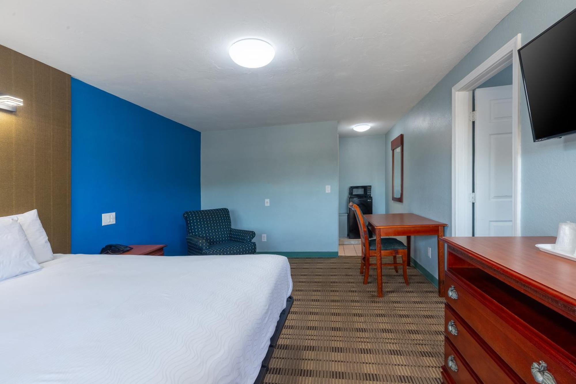 Knights Hotel