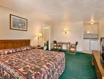 Hotel Knights North Attleboro